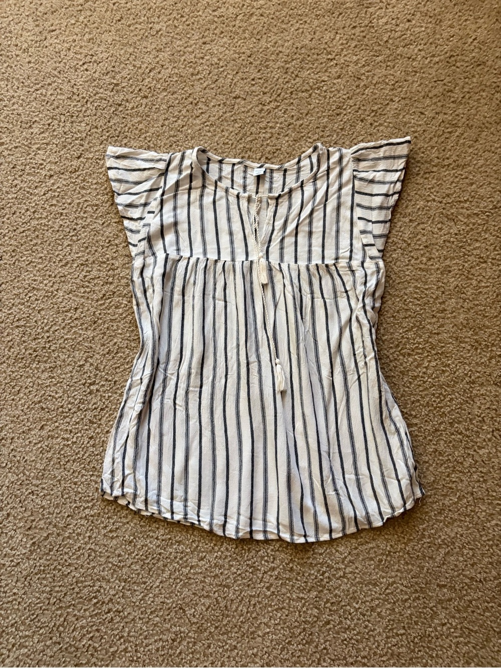Old Navy White and Navy Striped Tie-Front Flutter Sleeve Top